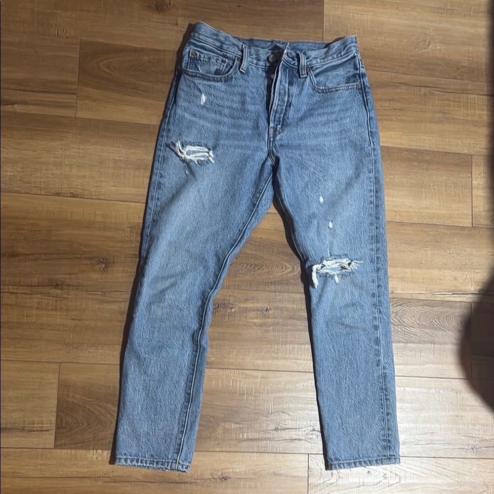 Levi’s Blue Distressed Women’s Jeans